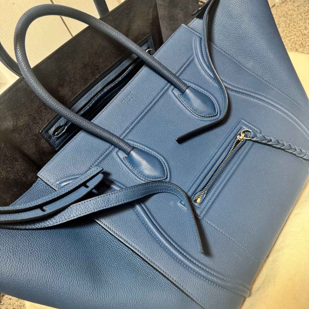Céline Large Luggage Tote • Blue Grained Leather • Excellent Condition - Picture 5 of 7